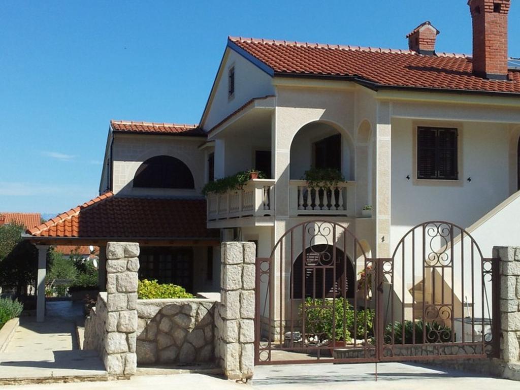 Apartments Franjo Mali Lošinj Exterior foto
