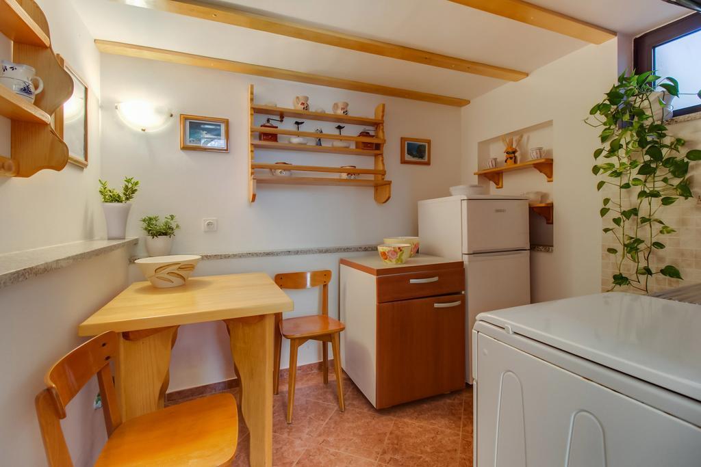 Apartments Franjo Mali Lošinj Cameră foto