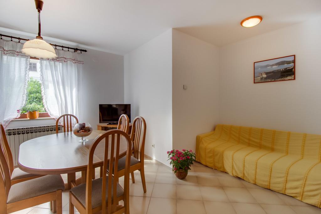 Apartments Franjo Mali Lošinj Cameră foto